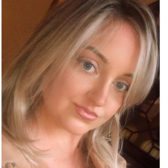 Meet your Posher, Erika - Picture 1 of 1